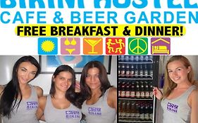 Bikini Hostel, Cafe & Beer Garden (Adults Only)